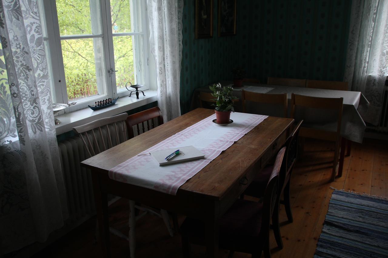 Mora Vandrarhem Och Gaesthem Vinäs Esterno foto