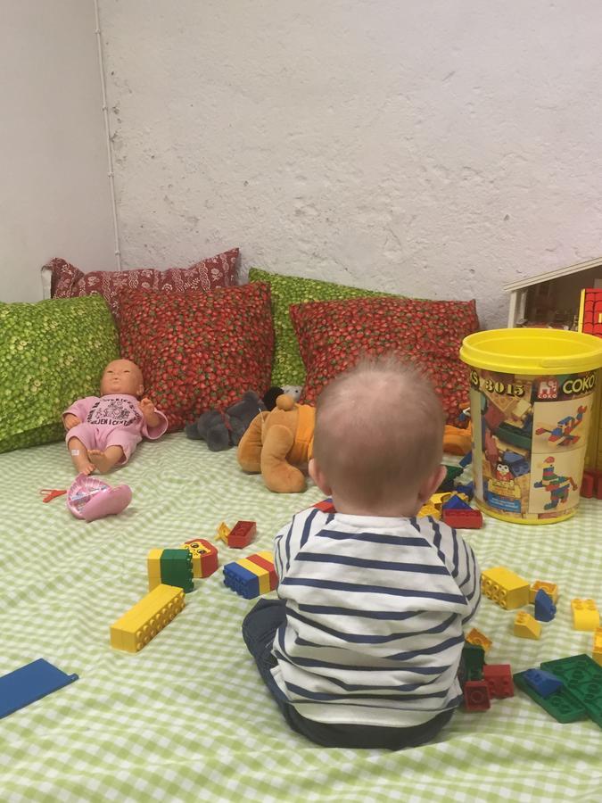 Mora Vandrarhem Och Gaesthem Vinäs Esterno foto