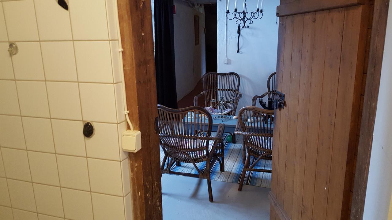 Mora Vandrarhem Och Gaesthem Vinäs Esterno foto